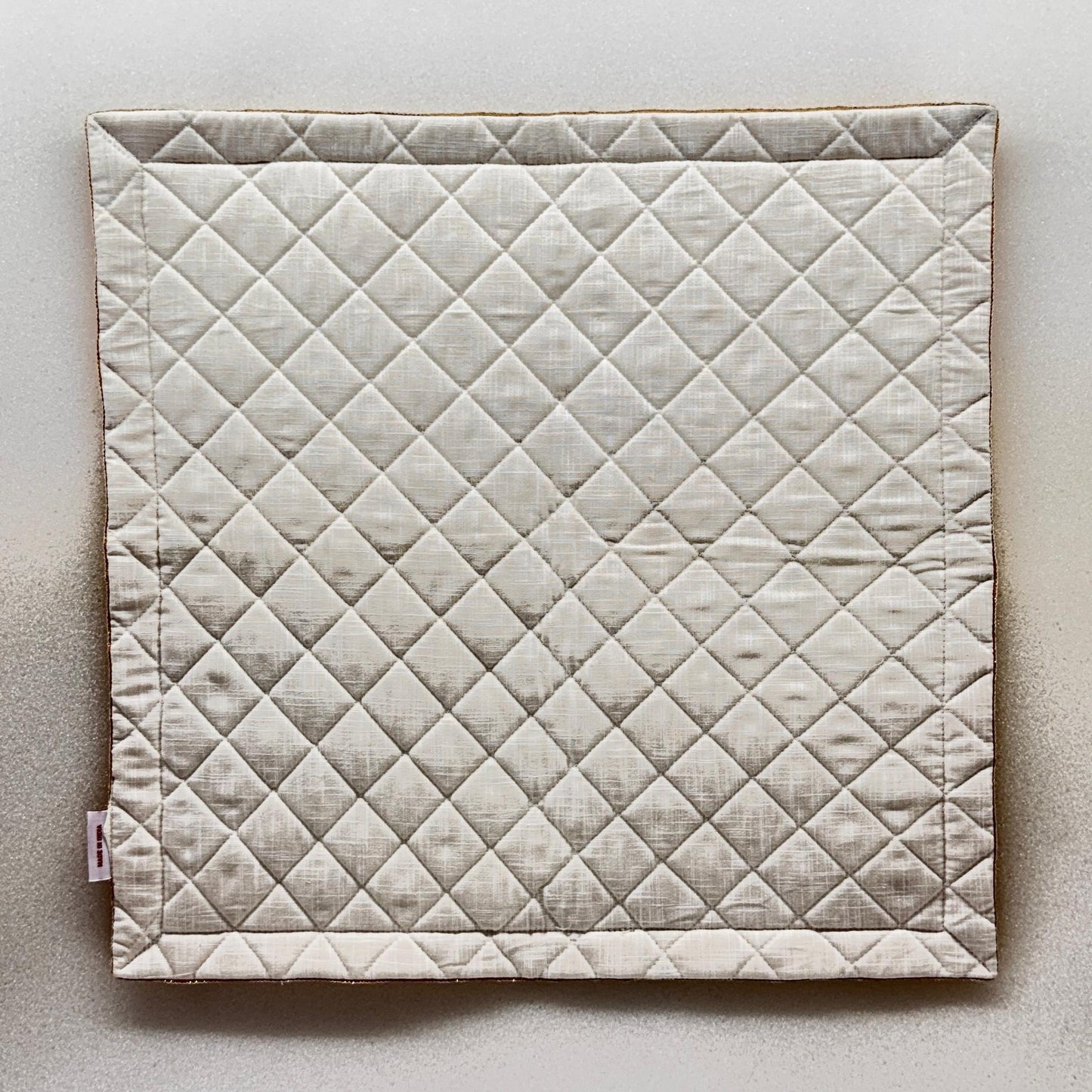 Peaceful White Cotton - Quilted Meditation / Pooja Aasan